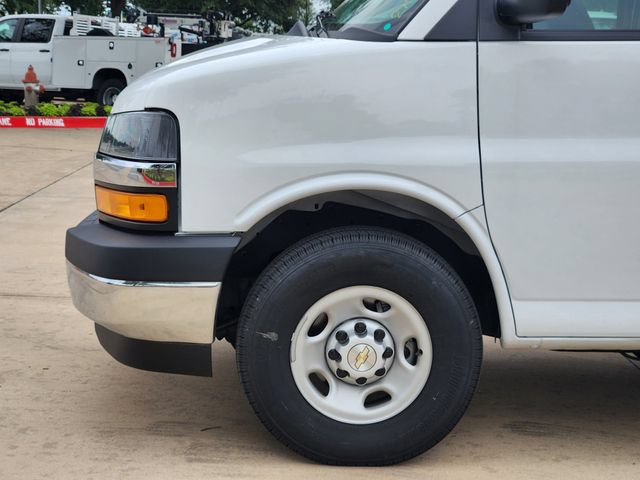 New 2025 Chevrolet Express 3500 w/ Power Convenience Package RWD image 14