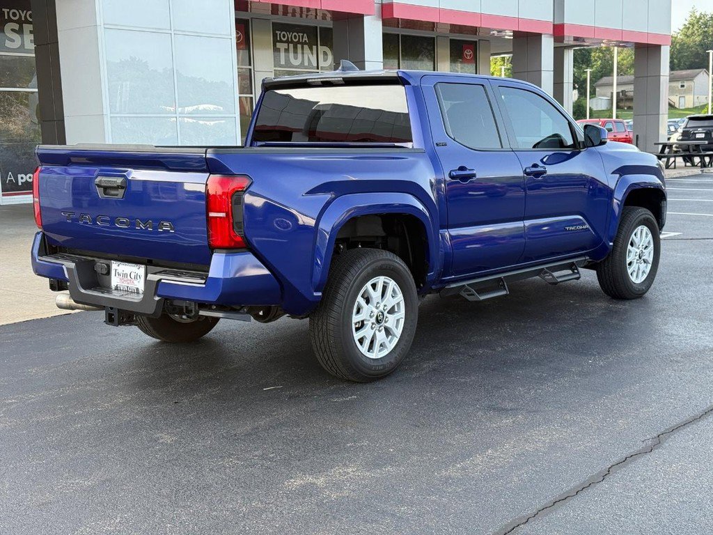 Certified 2025 Toyota Tacoma SR5 image 3