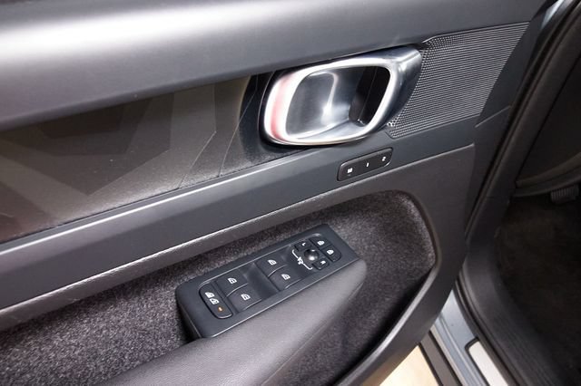 Certified 2023 Volvo C40 P8 Recharge Plus AWD/4WD image 10