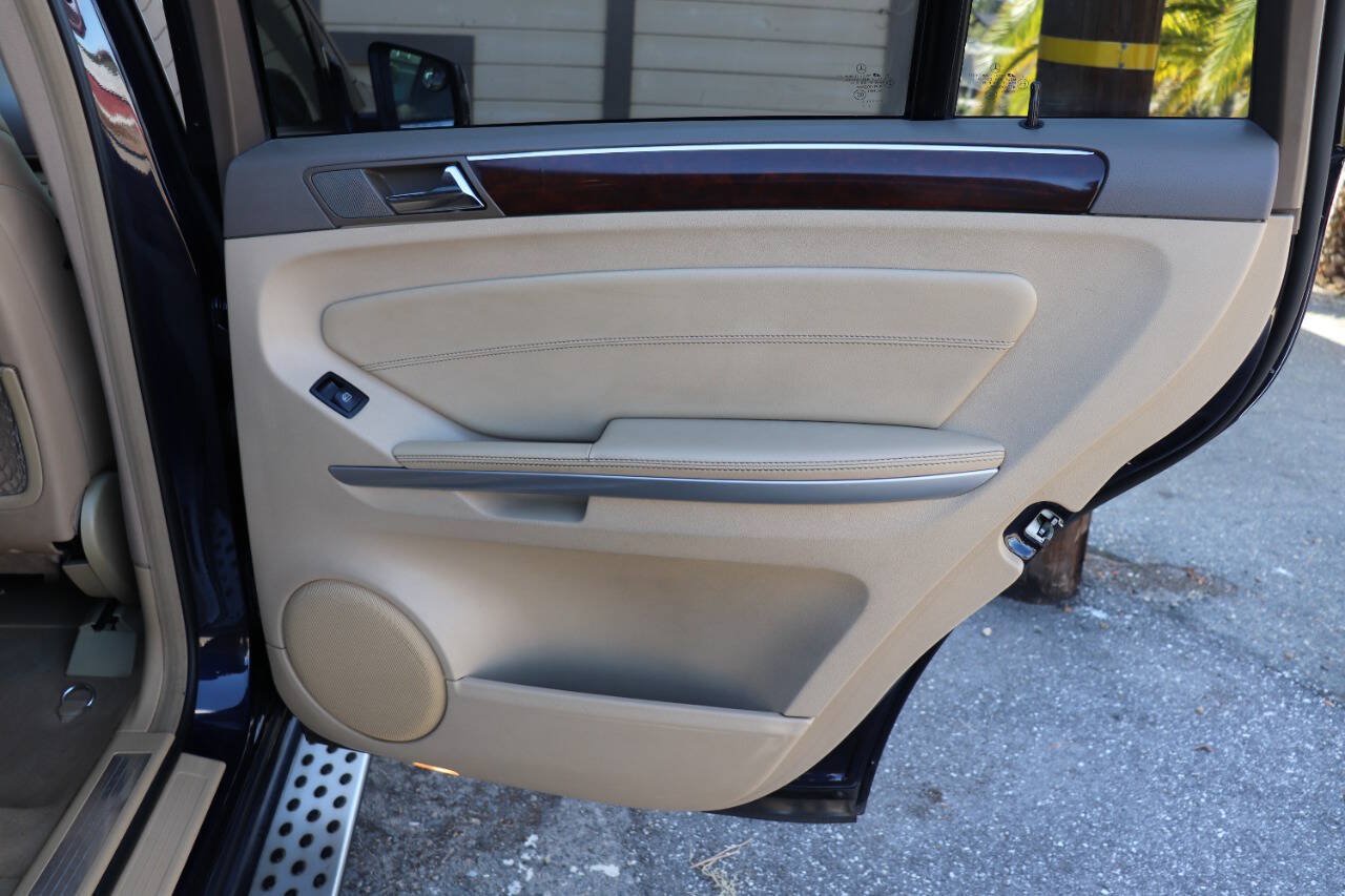 Used 2012 Mercedes-Benz GL 450 4MATIC image 38