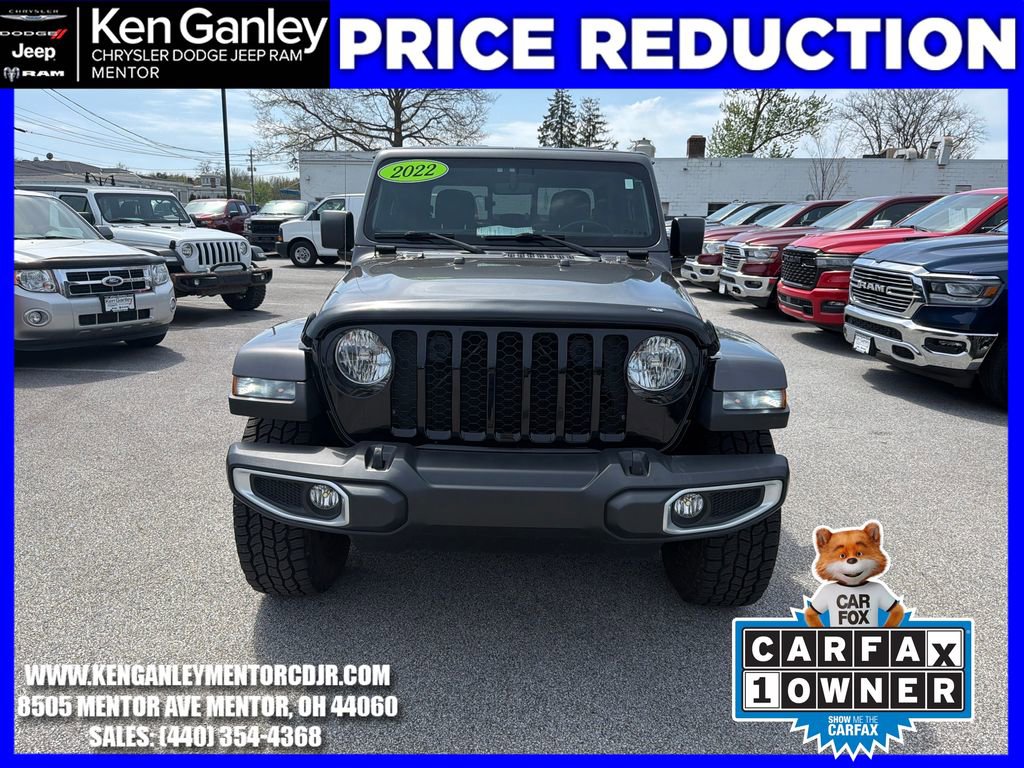 Used 2022 Jeep Gladiator Overland w/ Trailer Tow Package AWD/4WD image 2