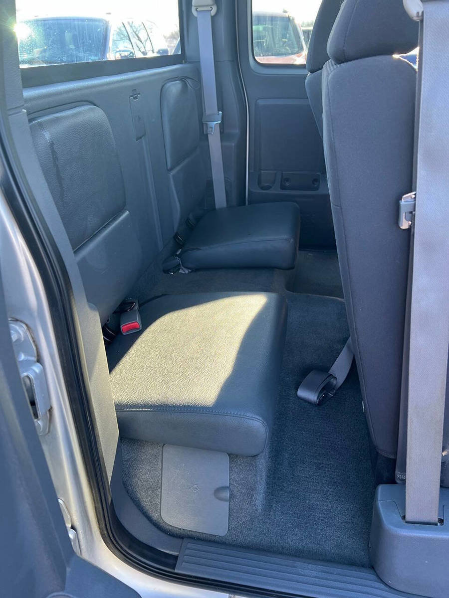 Used 2007 Mitsubishi Raider LS RWD image 22