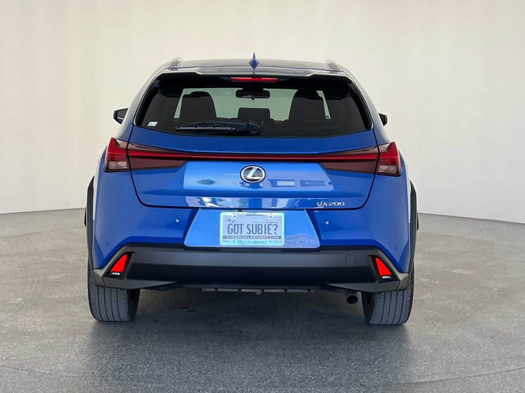 Used 2022 Lexus UX 200 w/ Accessory Package (Z1) image 5
