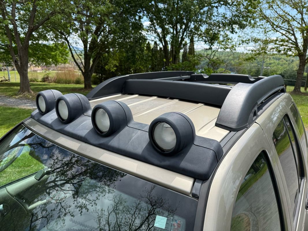 Used 2003 Jeep Liberty Renegade image 11