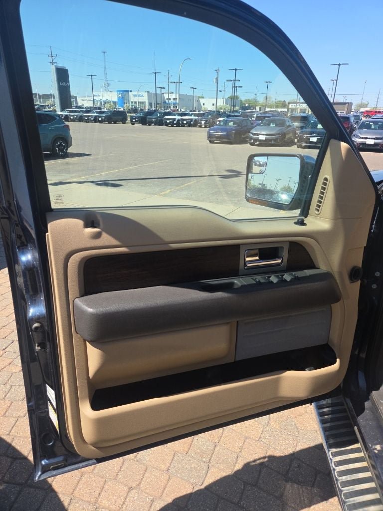 Used 2014 Ford F150 Lariat w/ Lariat Chrome Package AWD/4WD image 11