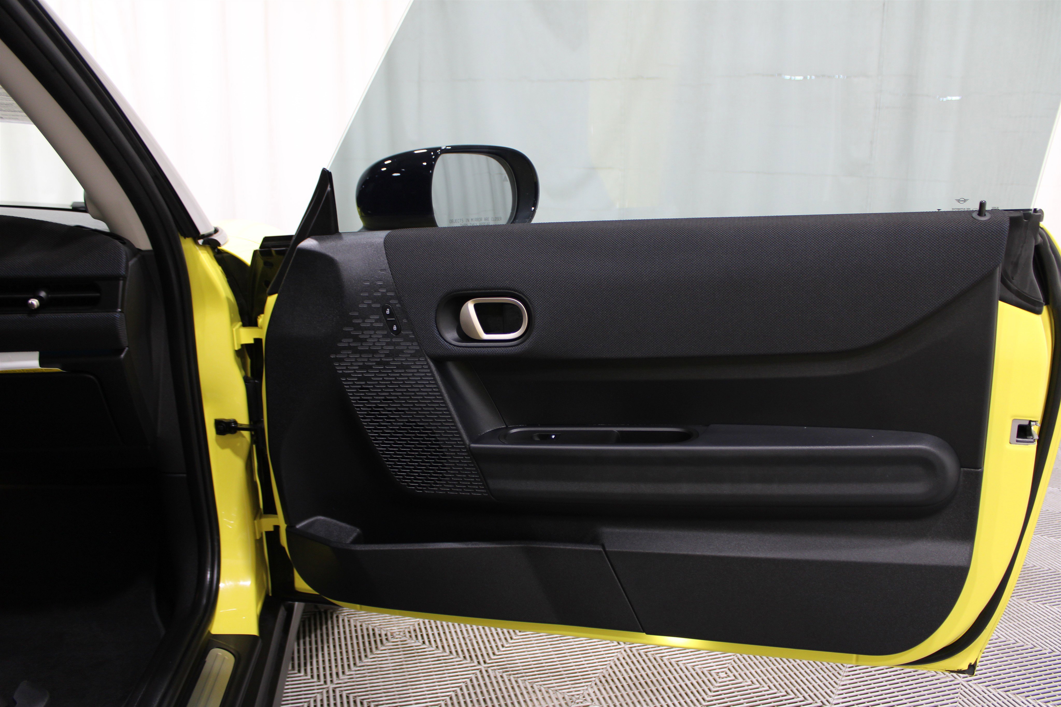 Used 2025 MINI Cooper S image 22