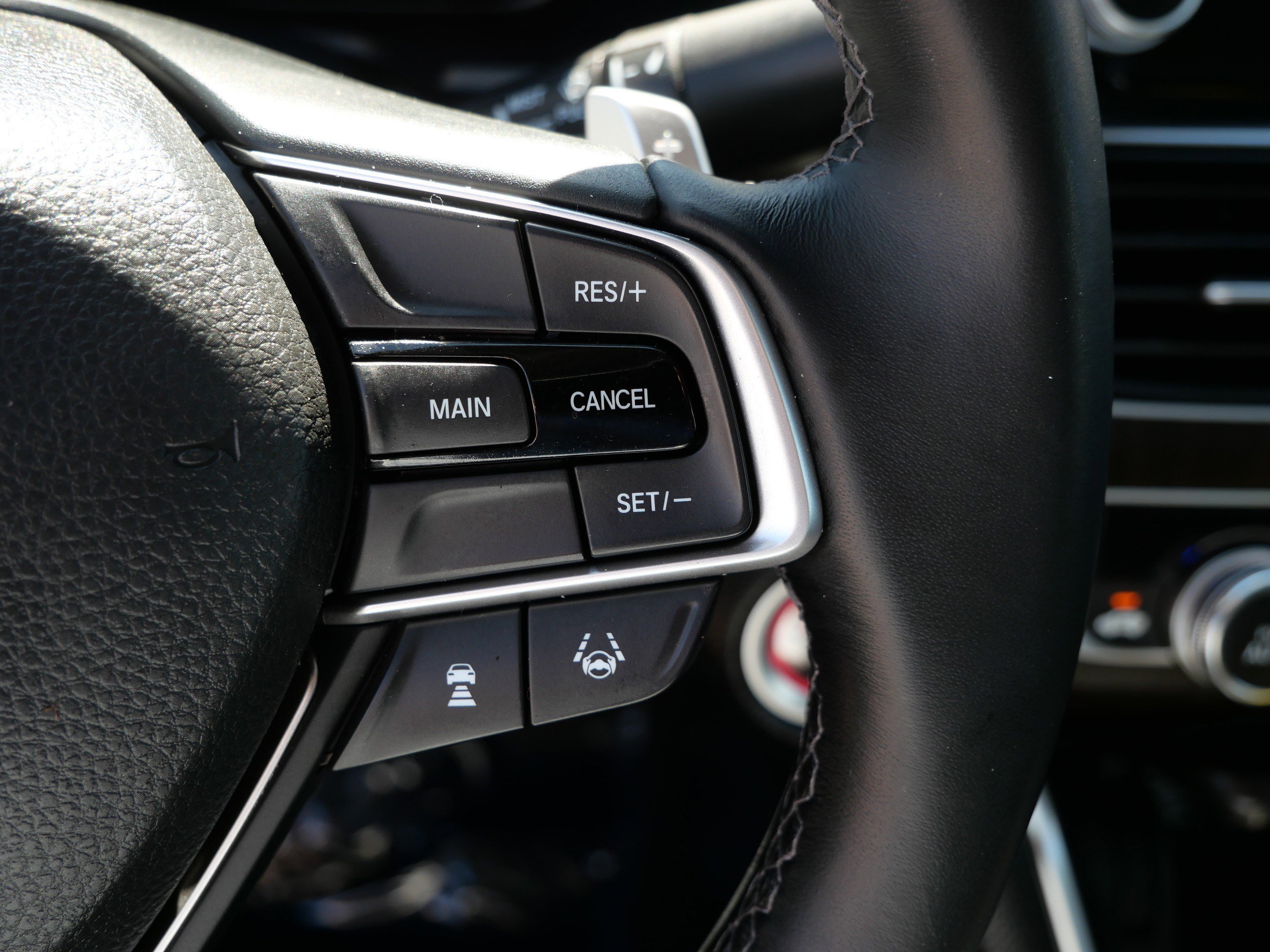 Used 2019 Honda Accord EX-L image 29