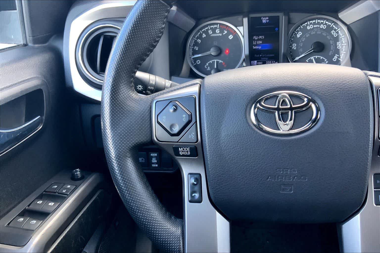 Used 2022 Toyota Tacoma Limited AWD/4WD image 24
