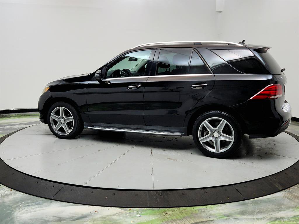 Used 2016 Mercedes-Benz GLE 400 4MATIC w/ Parking Assist Package image 8