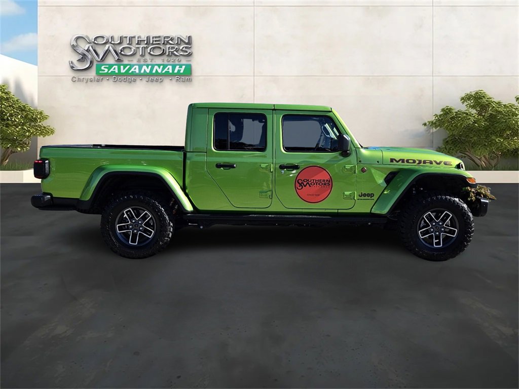New 2025 Jeep Gladiator Mojave image 6