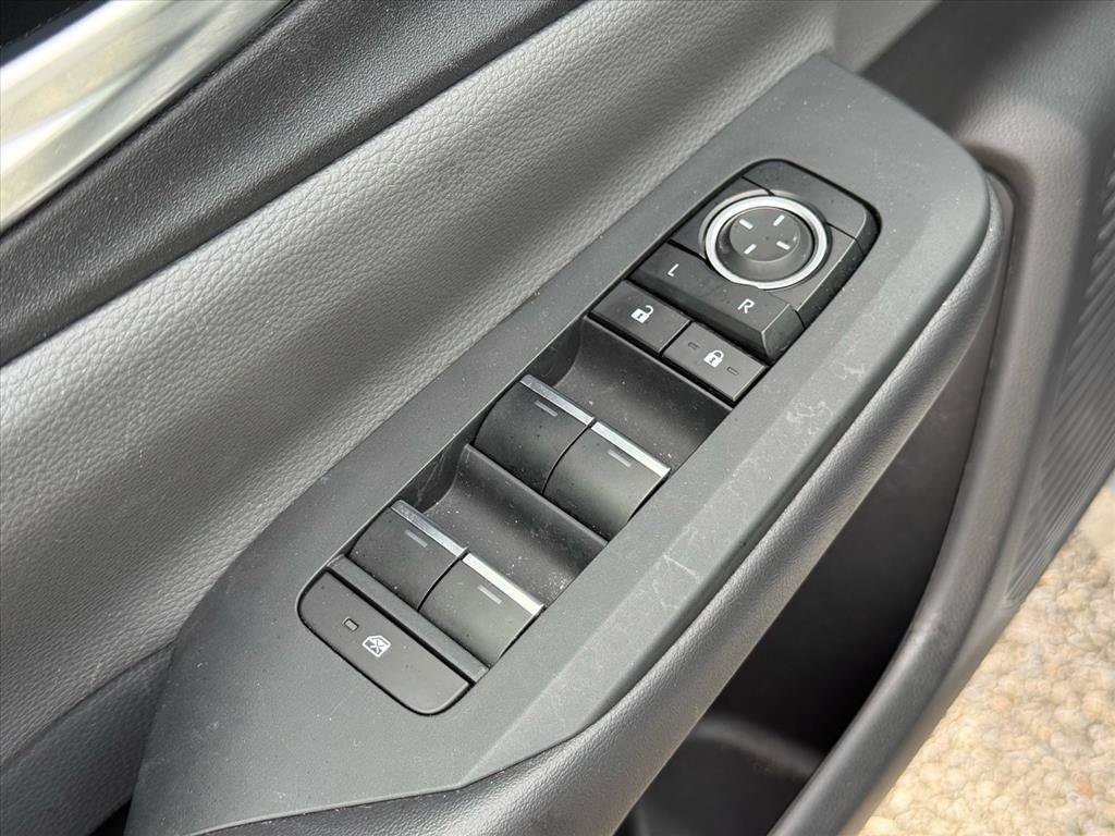 Certified 2024 Toyota Prius XLE FWD image 19