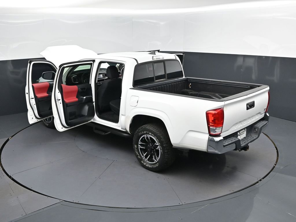 Used 2016 Toyota Tacoma SR5 w/ Towing Package RWD image 48