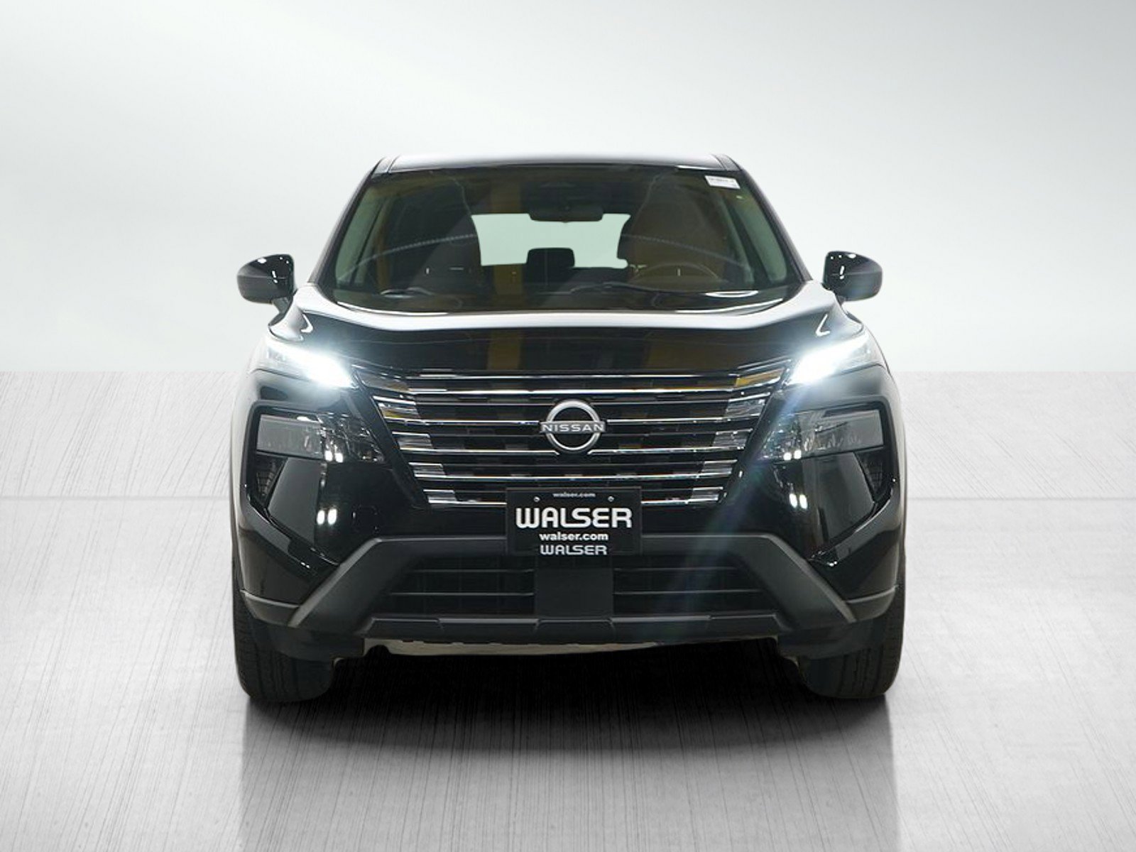 Used 2024 Nissan Rogue SV AWD/4WD image 8