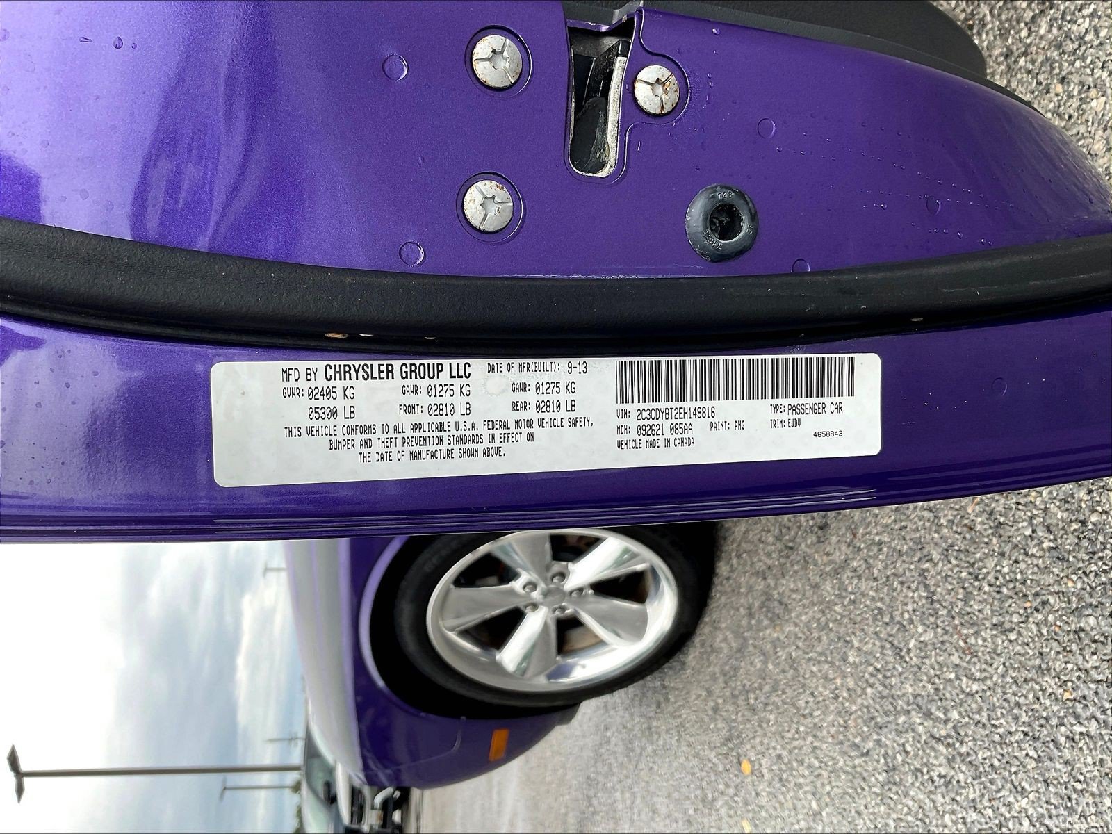 Used 2014 Dodge Challenger R/T RWD image 18