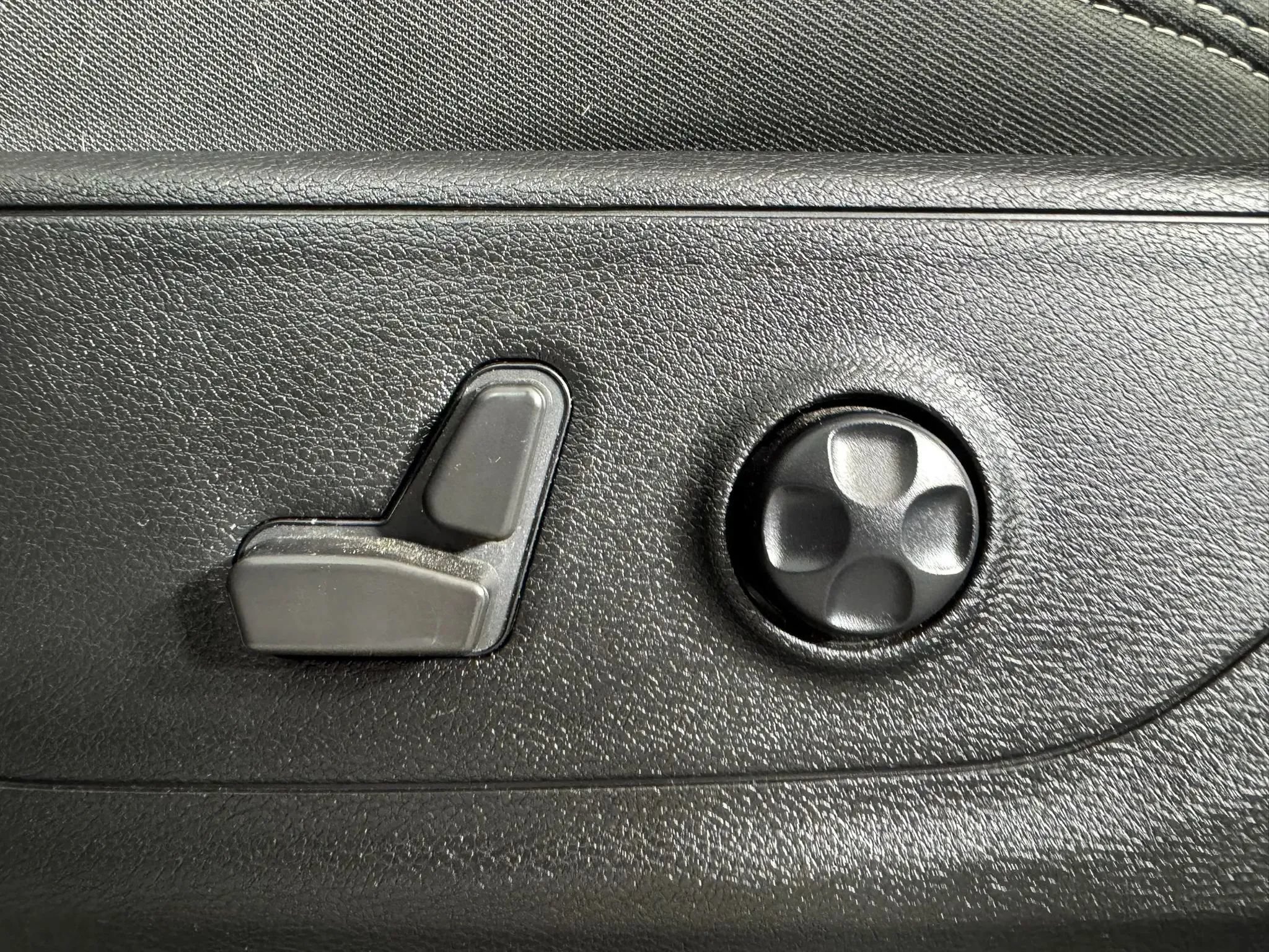 Used 2021 RAM 1500 Big Horn AWD/4WD image 33