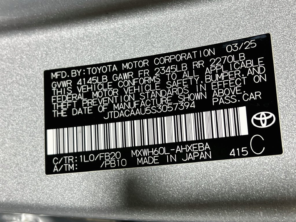 Certified 2025 Toyota Prius LE FWD image 28