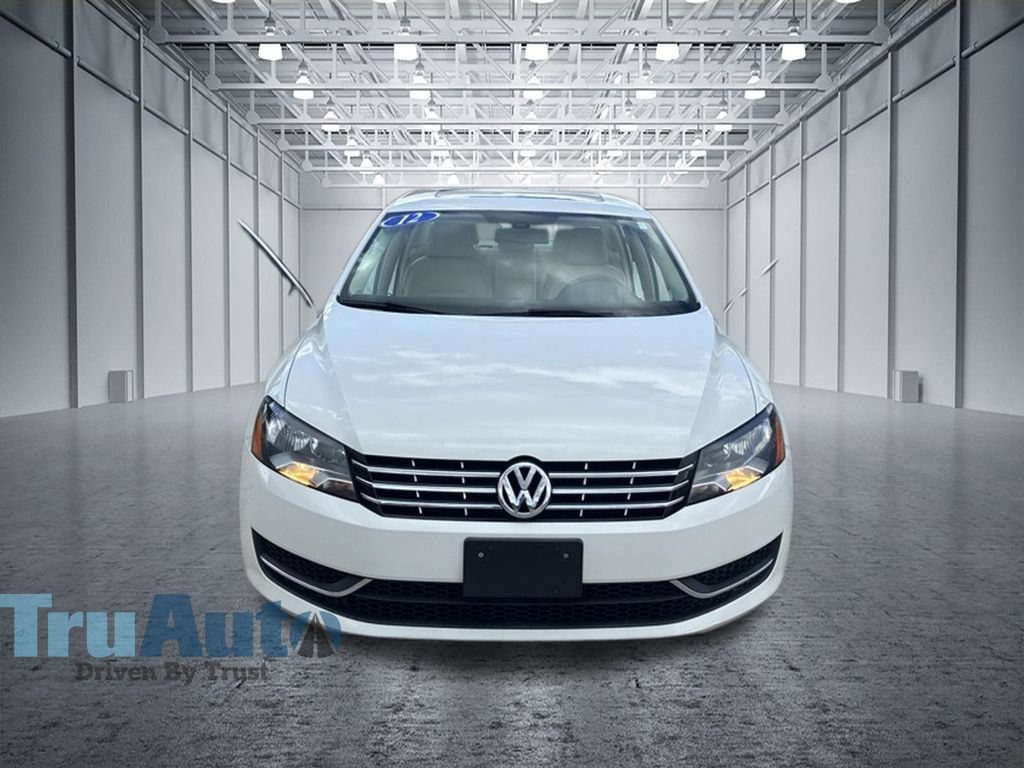 Used 2012 Volkswagen Passat 2.5 SEL FWD image 11