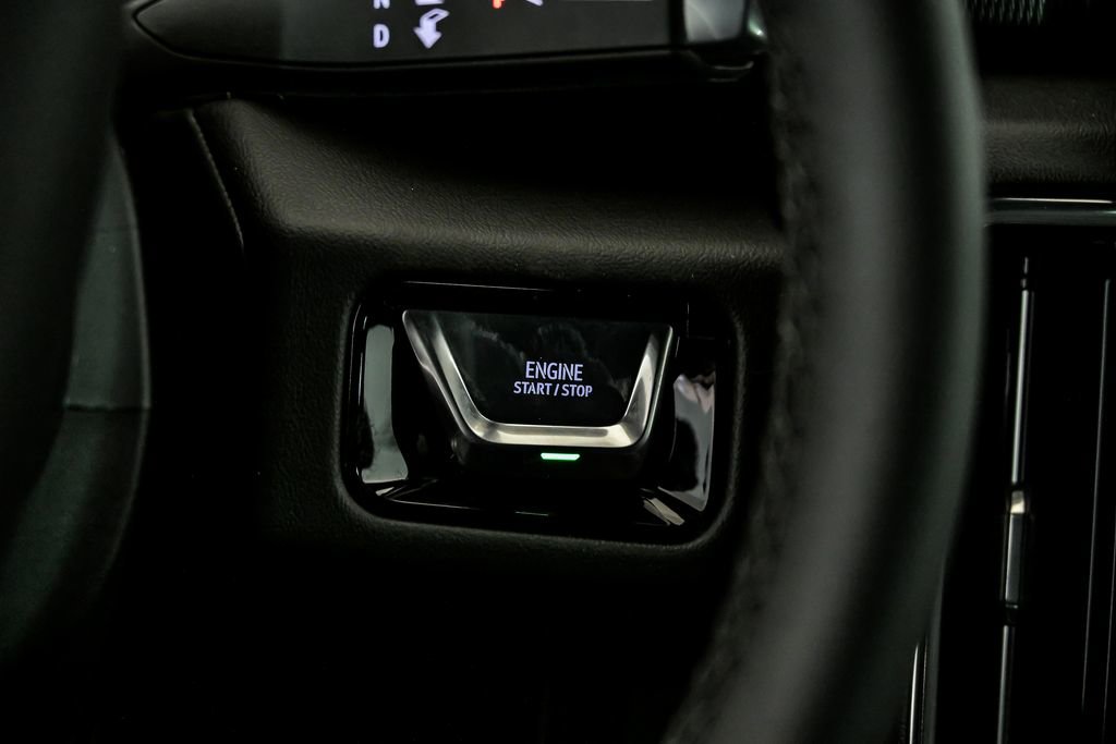 New 2026 GMC Yukon Elevation image 14