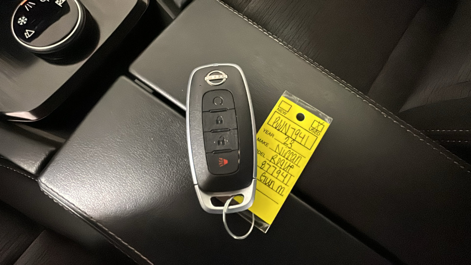 Used 2023 Nissan Rogue SV AWD/4WD image 25