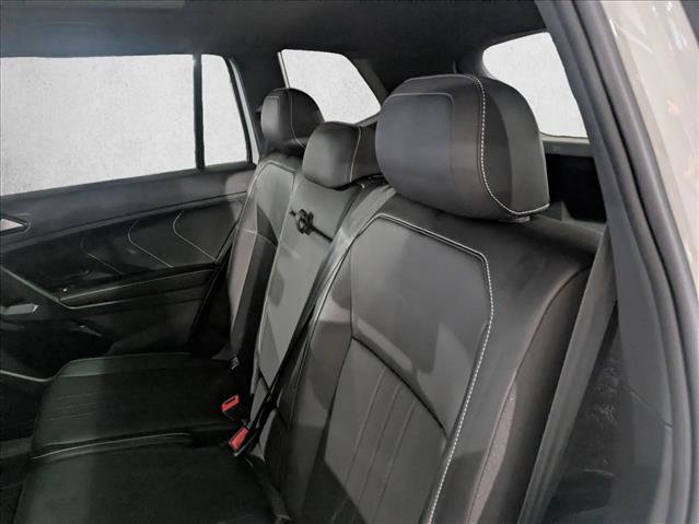 Used 2024 Volkswagen Tiguan SE R-Line image 24