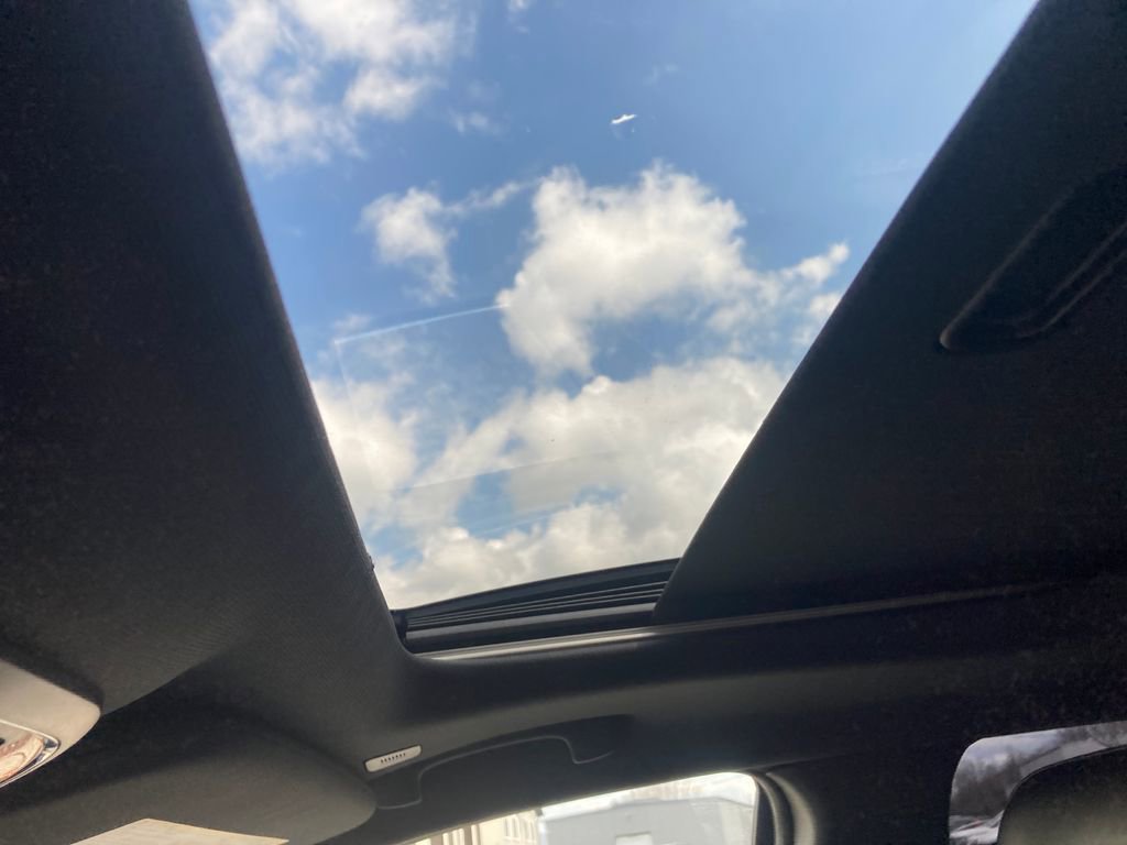 Used 2021 Jeep Grand Cherokee Limited image 27