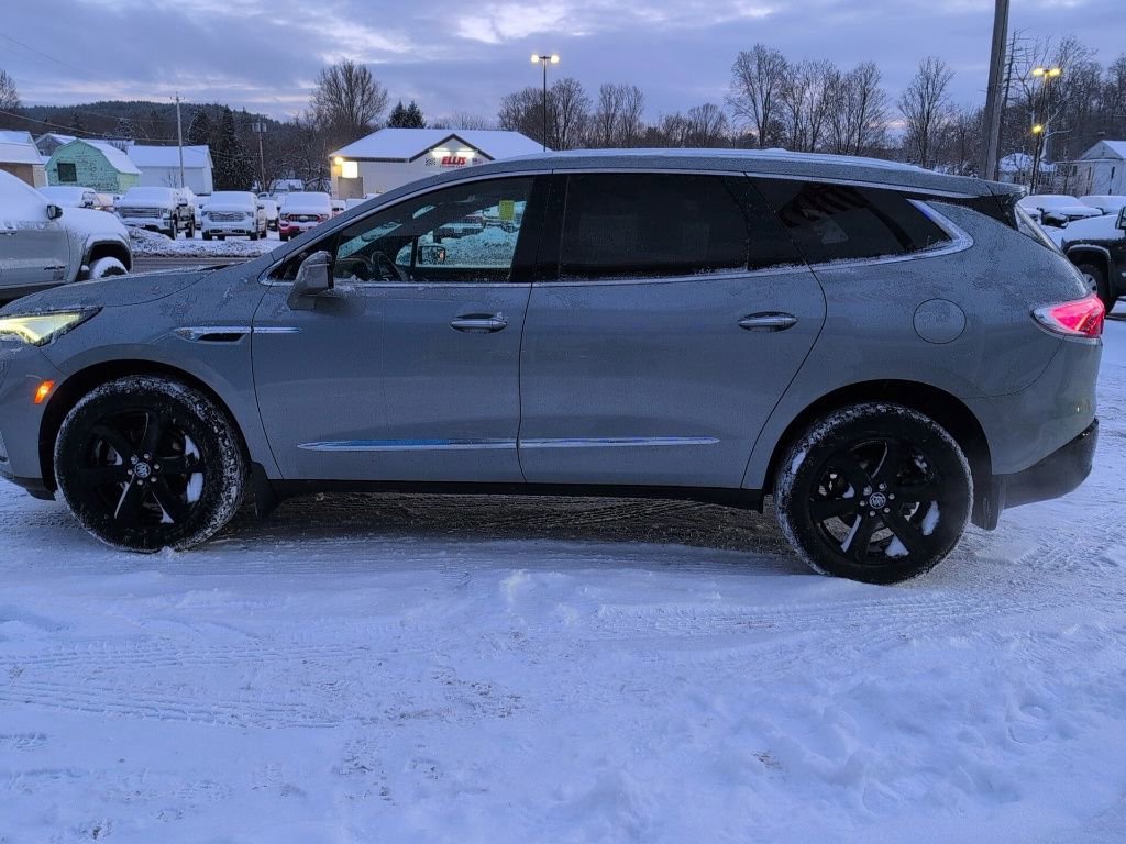 Used 2023 Buick Enclave Essence w/ Experience Buick Package image 8