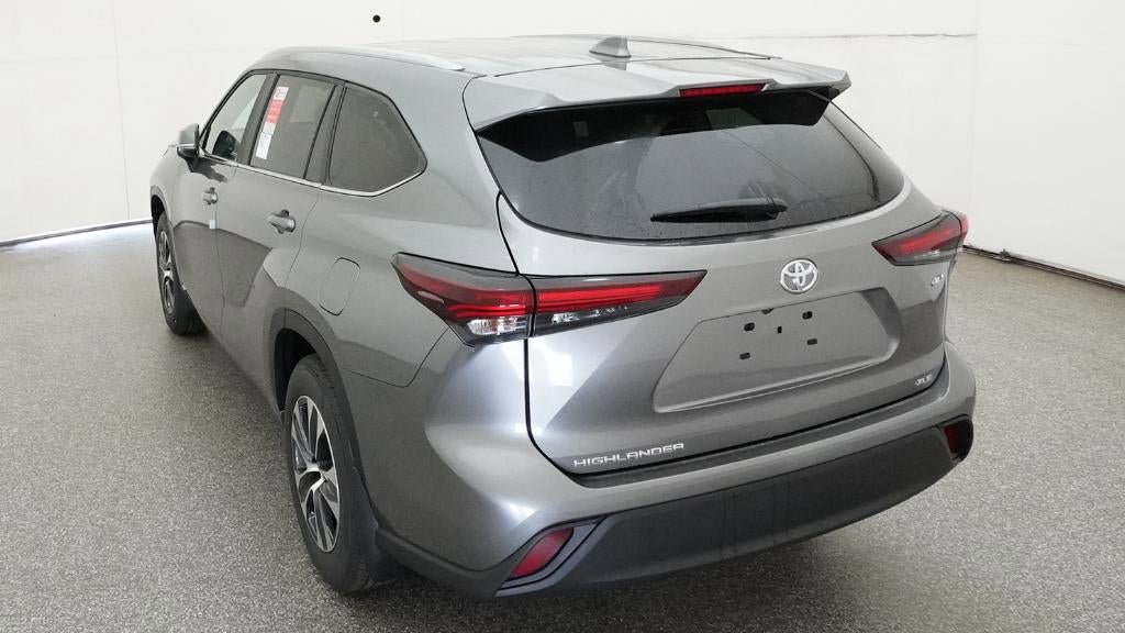 New 2026 Toyota Highlander XLE AWD/4WD image 6
