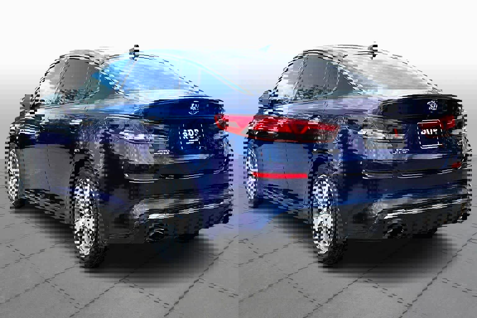 Used 2019 Kia Optima S w/ S Panoramic Sunroof Package image 12