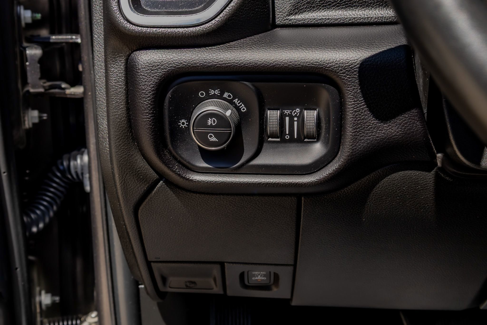 Used 2024 RAM 2500 Laramie AWD/4WD image 22