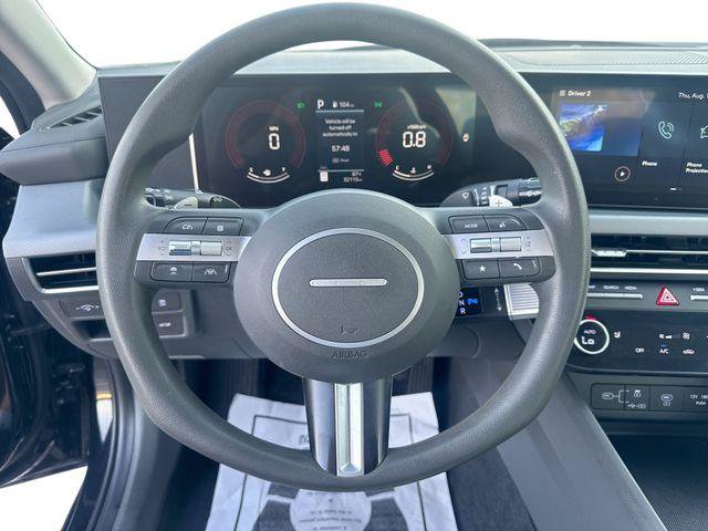 Used 2025 Hyundai Sonata SEL FWD image 11