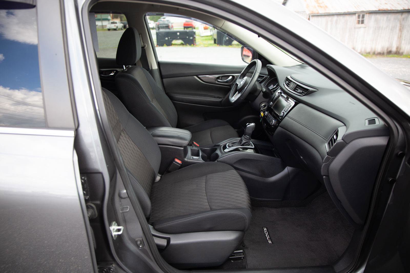 Used 2019 Nissan Rogue S w/ Special Edition Package image 23