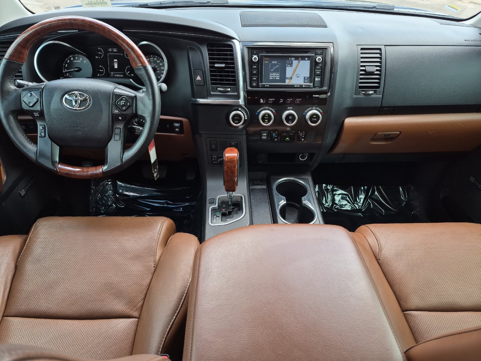 Used 2018 Toyota Sequoia Platinum RWD image 12
