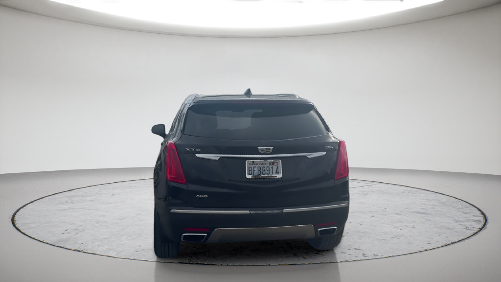 Used 2017 Cadillac XT5 Platinum w/ Driver Assist Package AWD/4WD image 8