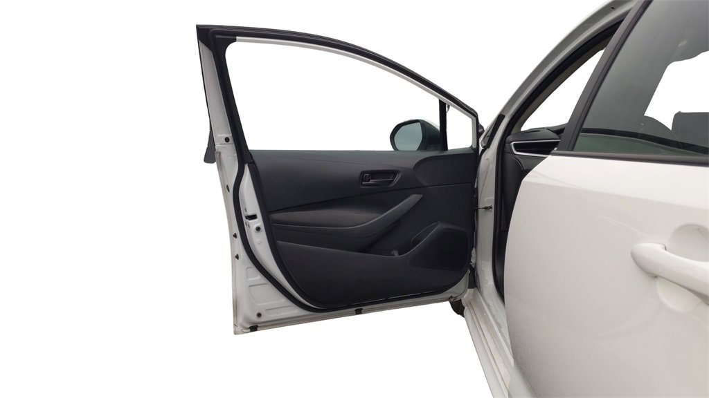Used 2024 Toyota Corolla LE image 15