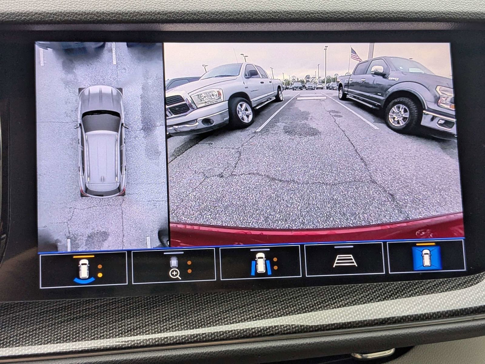 Used 2021 Buick Envision Essence w/ Technology Package I image 23