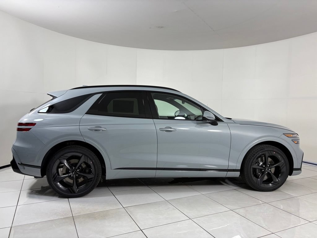 New 2027 Genesis GV70 2.5T Sport Prestige AWD/4WD image 4