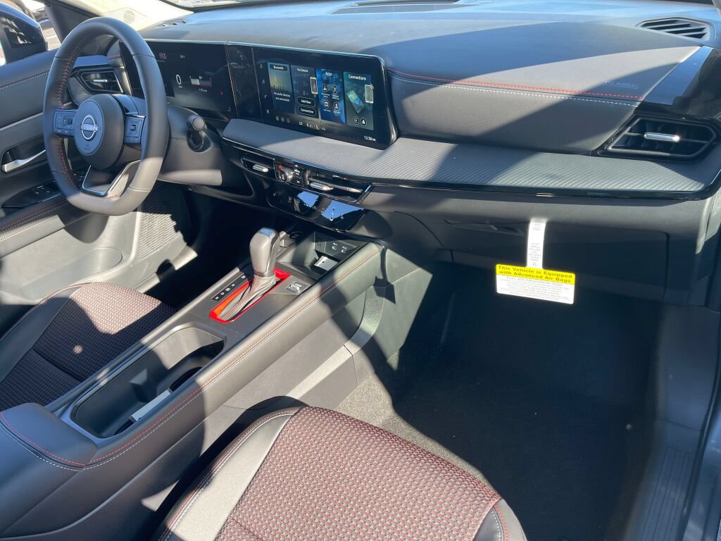 Used 2026 Nissan Kicks SR w/ SR Premium Package AWD/4WD image 16