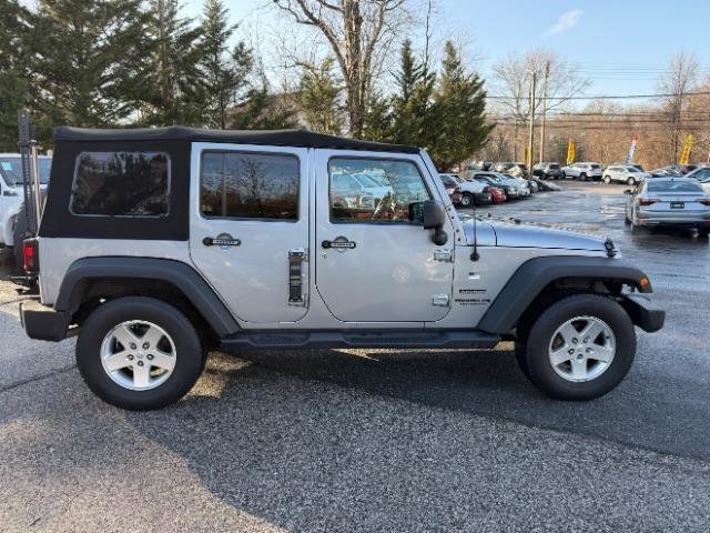 Used 2013 Jeep Wrangler Unlimited Sport image 6