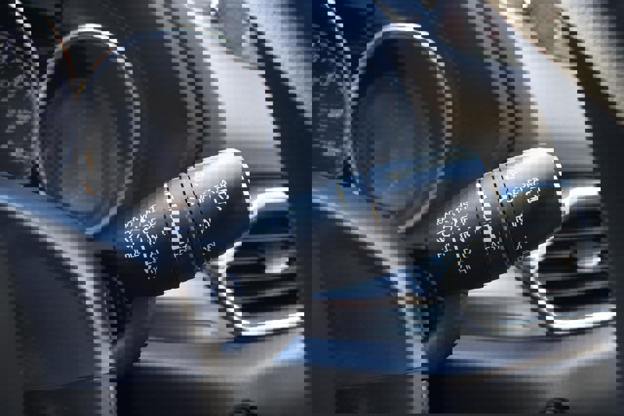 Used 2017 MAZDA CX-5 Sport image 32