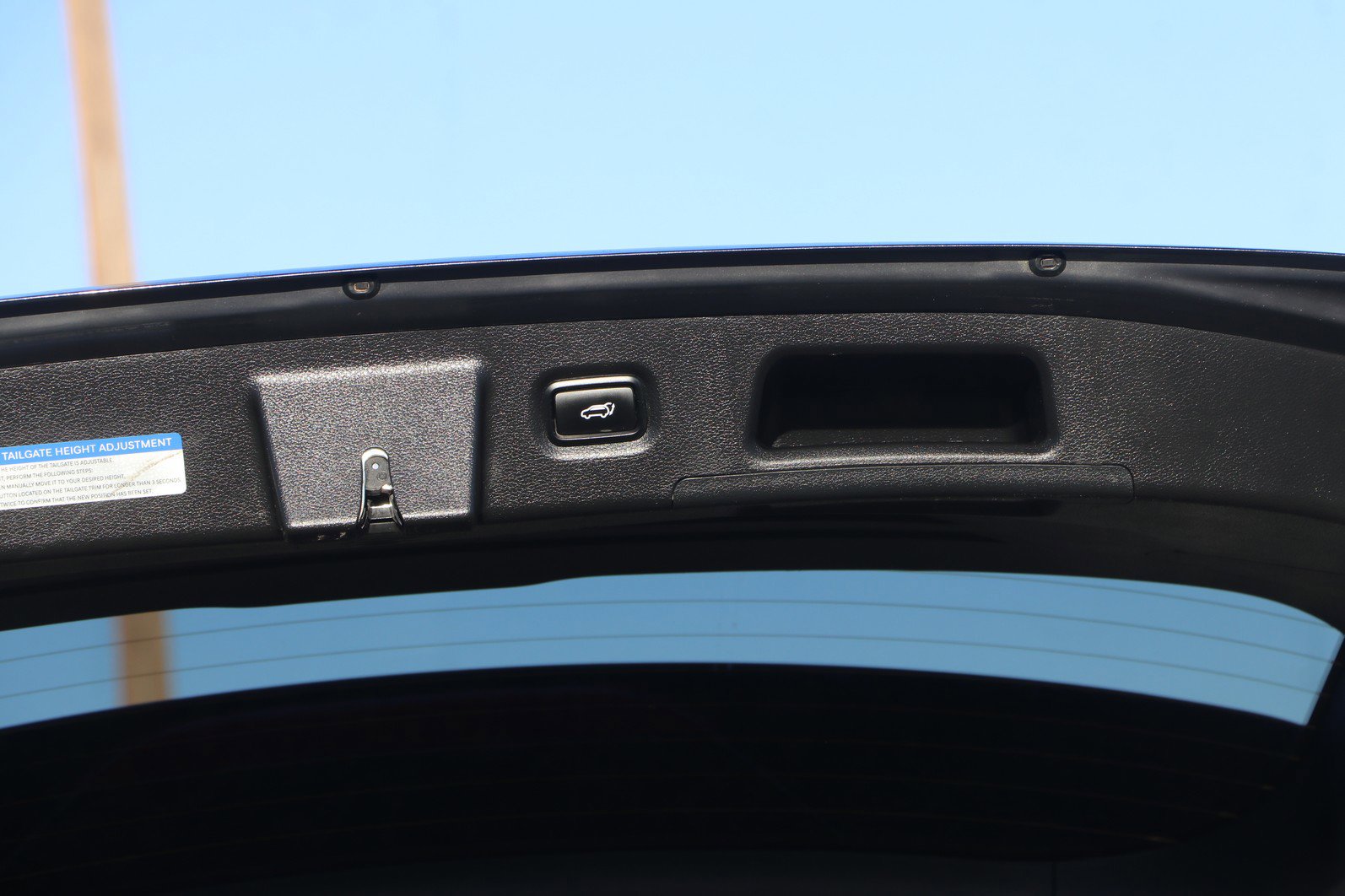 Used 2023 Hyundai Santa Fe SEL image 32