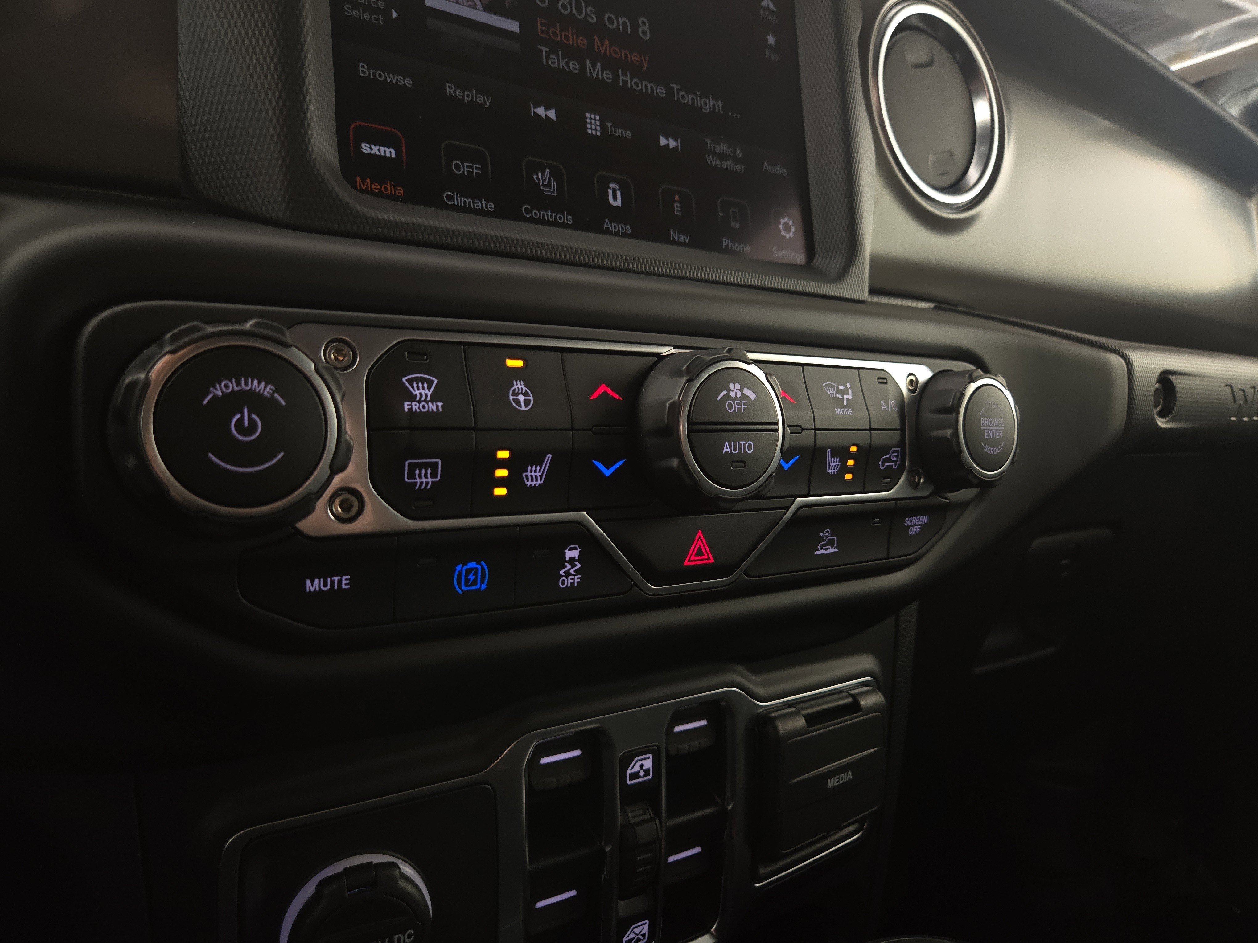 Certified 2023 Jeep Wrangler Unlimited Rubicon 4xe w/ Cold Weather Group image 28