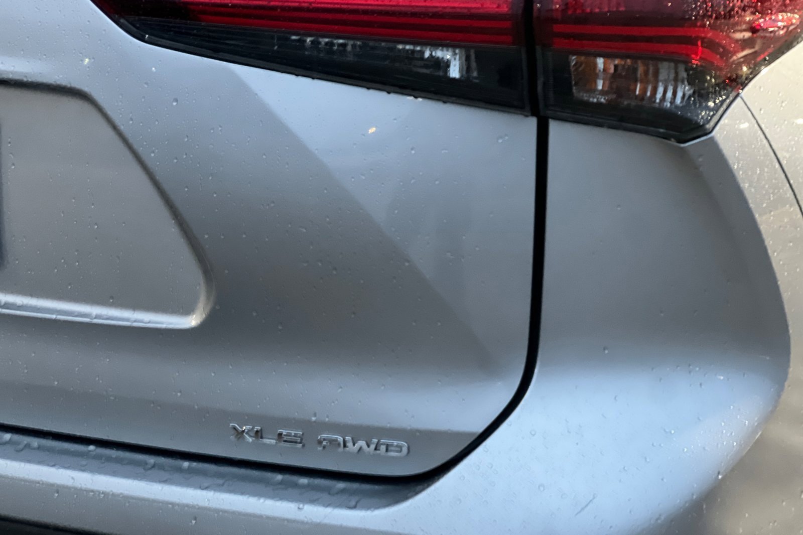 Used 2024 Toyota Highlander XLE image 22