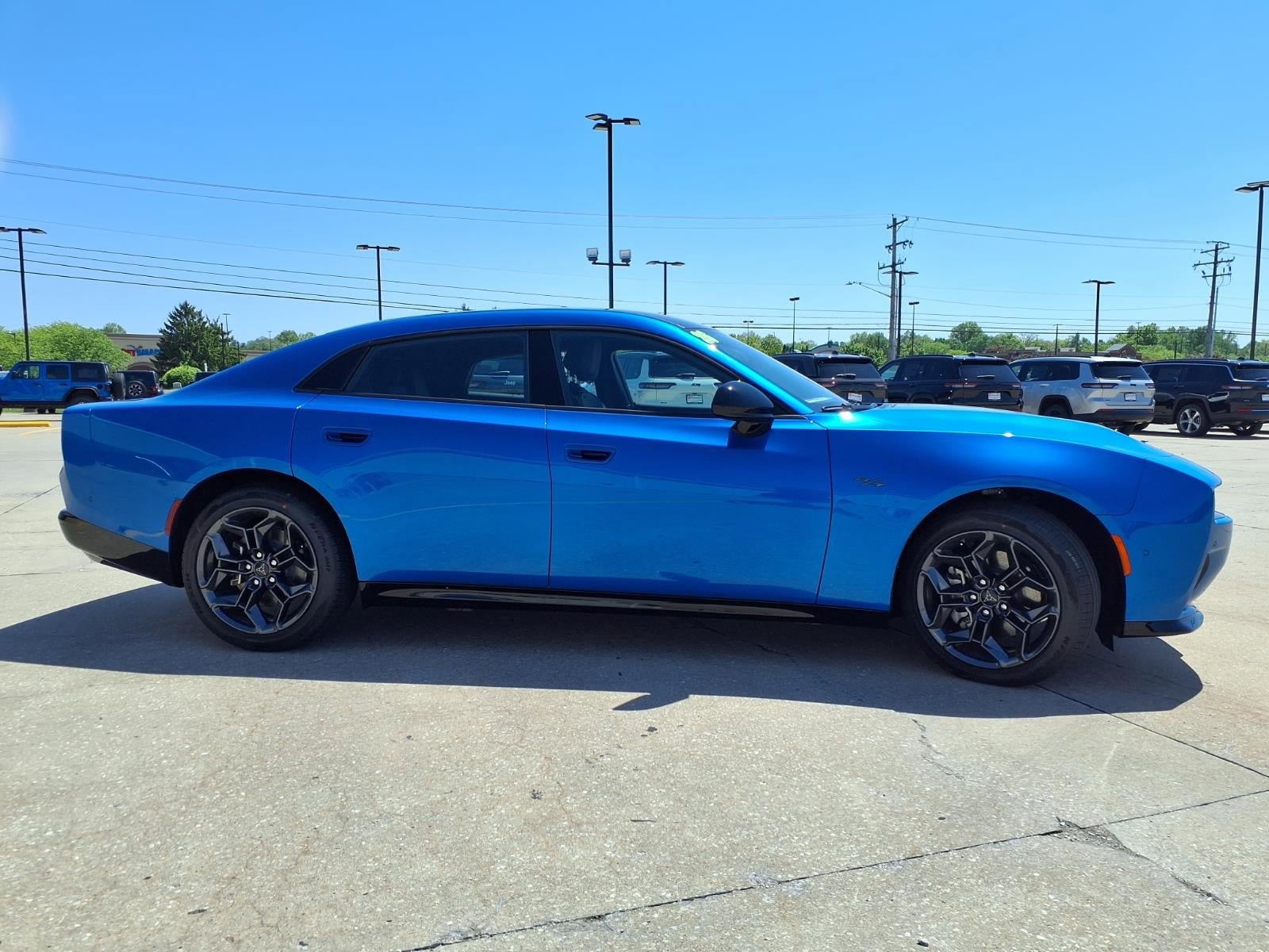New 2026 Dodge Charger R/T AWD/4WD image 32