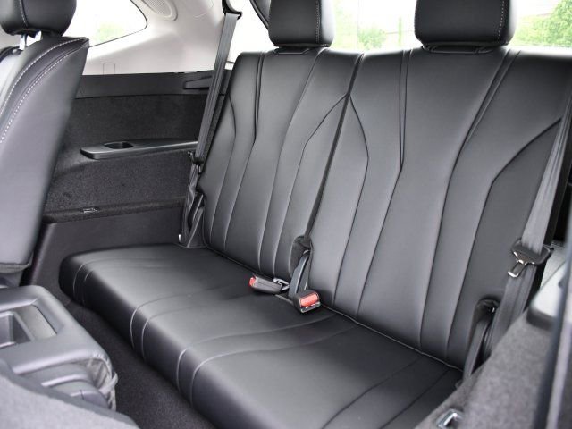 Certified 2026 Acura MDX FWD w/ Technology Package image 16