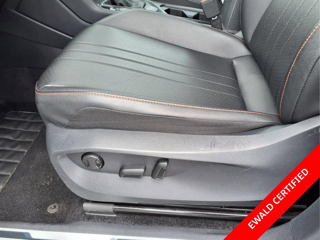 Used 2024 Volkswagen Tiguan Wolfsburg Edition AWD/4WD image 20