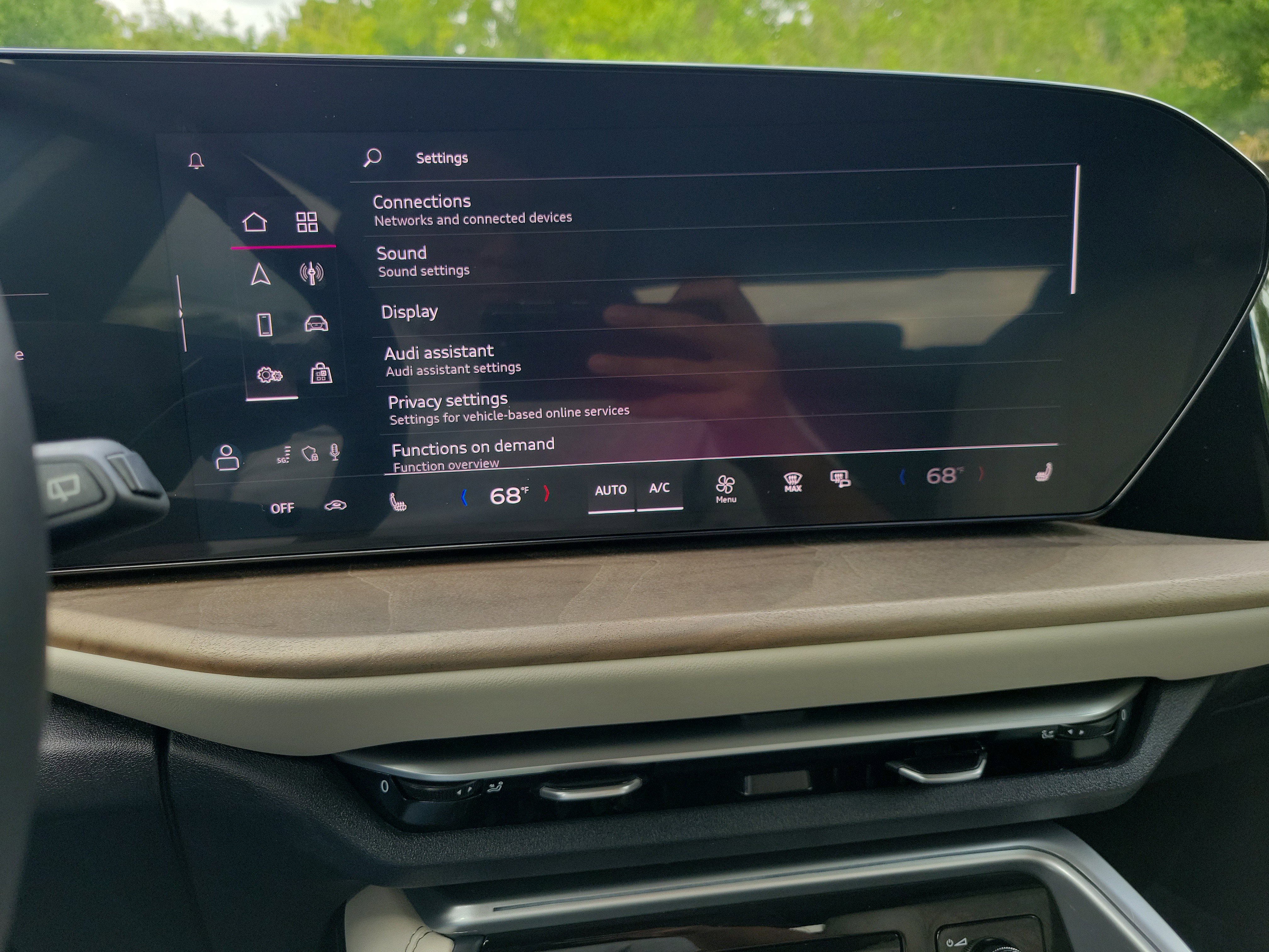 Used 2025 Audi Q5 Premium w/ Convenience Package image 25