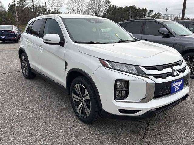 Used 2020 Mitsubishi Outlander Sport SE FWD image 3