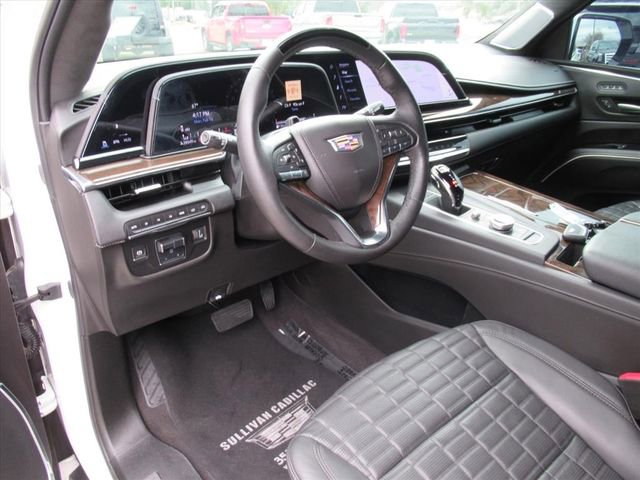 Certified 2024 Cadillac Escalade Sport Platinum w/ LPO, ONYX Package image 19