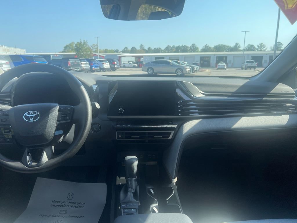 Used 2026 Toyota Camry LE image 17