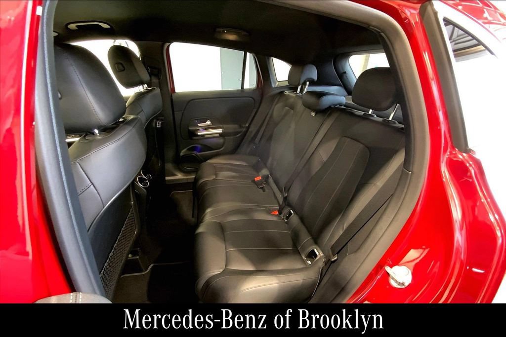 Certified 2023 Mercedes-Benz GLA 250 4MATIC image 23